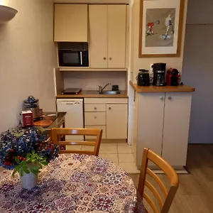 Cosy Ty Avel Avec Parking , Balcon & Wifi Appartement